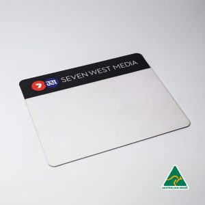 Flip-Top Mouse Mat (230mm x 190mm x 1mm Natural Rubber)