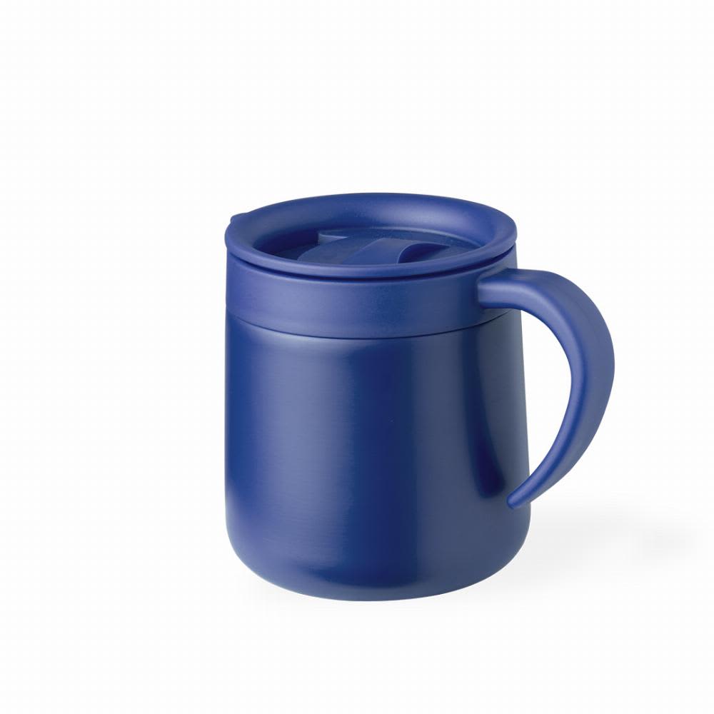 A drink bottle featuring a navy blue exterior and a handle, with a lid designed for easy sipping. Bokat - Image 1