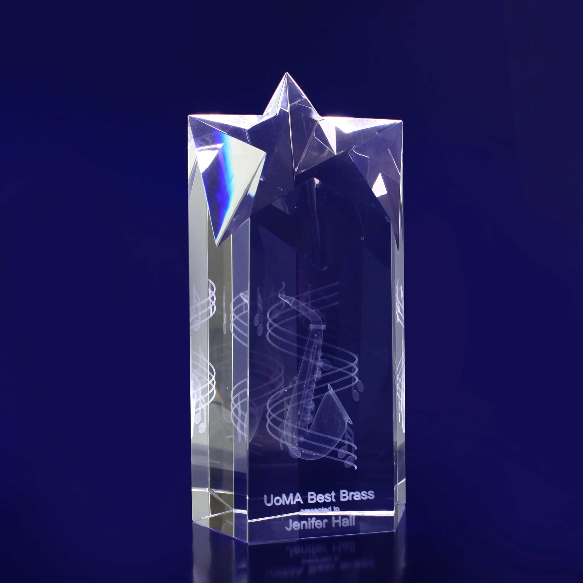 A crystal trophy in clear and reflective material, featuring a star point design at the top. 3D Crystal Star Point (180mm) - Image 1